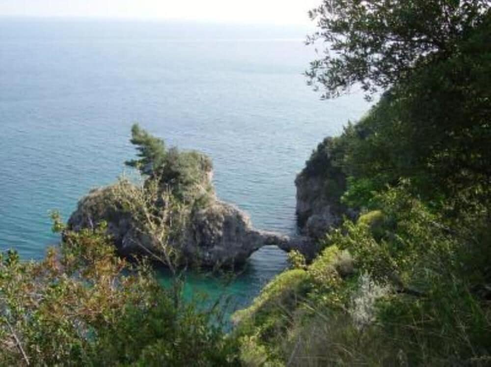 Mariuccia House Villa Amalfi Bagian luar foto